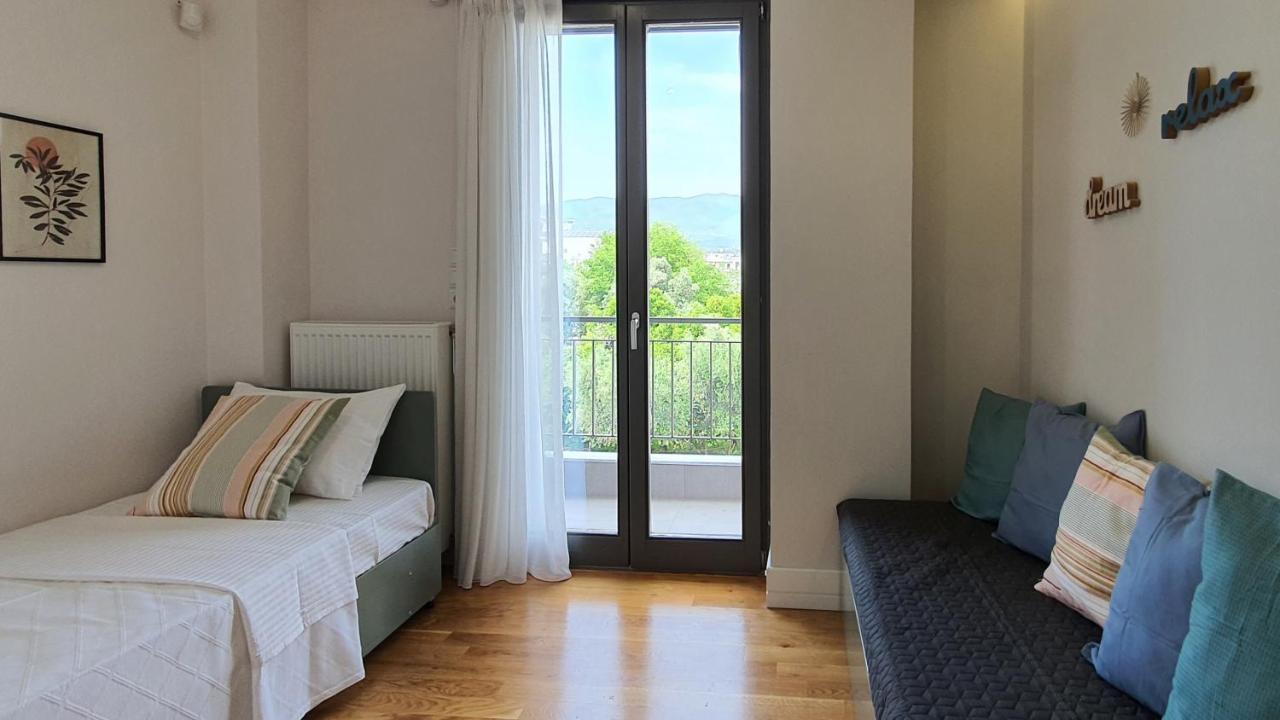 Malamas Apartment Каламата Екстериор снимка