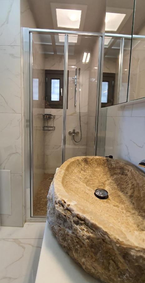 Malamas Apartment Каламата Екстериор снимка